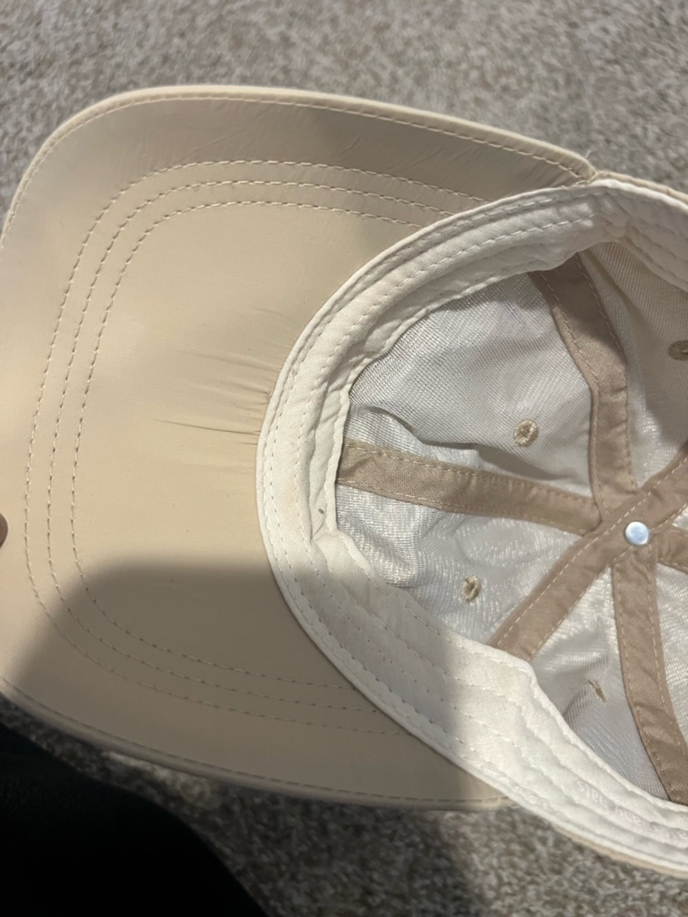 GIGI PIP Cream Lightweight Baseball Cap - Picture 4 of 5